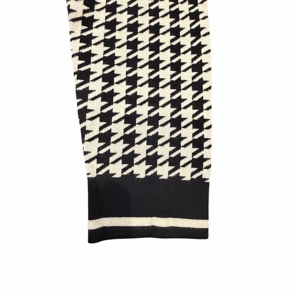 🖤🤍Talbots Black & White Houndstooth Sweater size M. Classic and NWOT - Picture 6 of 10